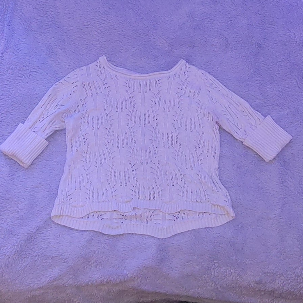 Women white sweater